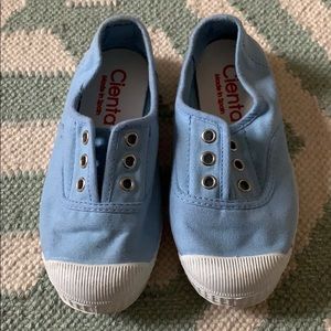 Light blue Cienta slip on shoes